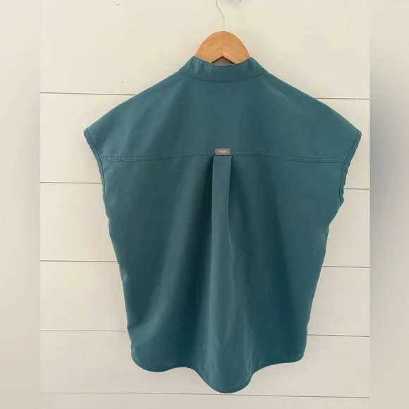 Figs Rafaela Oversized Scrub Top - Picture 2 of 8